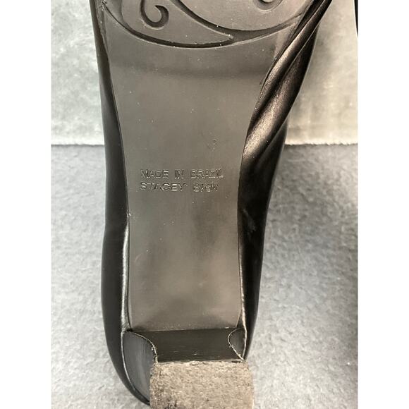 Brighton Stacey Black Leather Heel Front Zip Ankle Bootie Women 8.5 - Picture 8 of 8